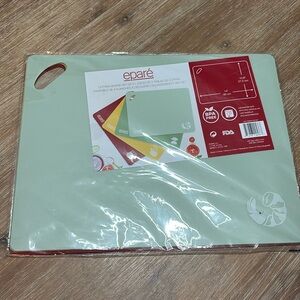 New Sealed Epare Cutting Board Set of 4
